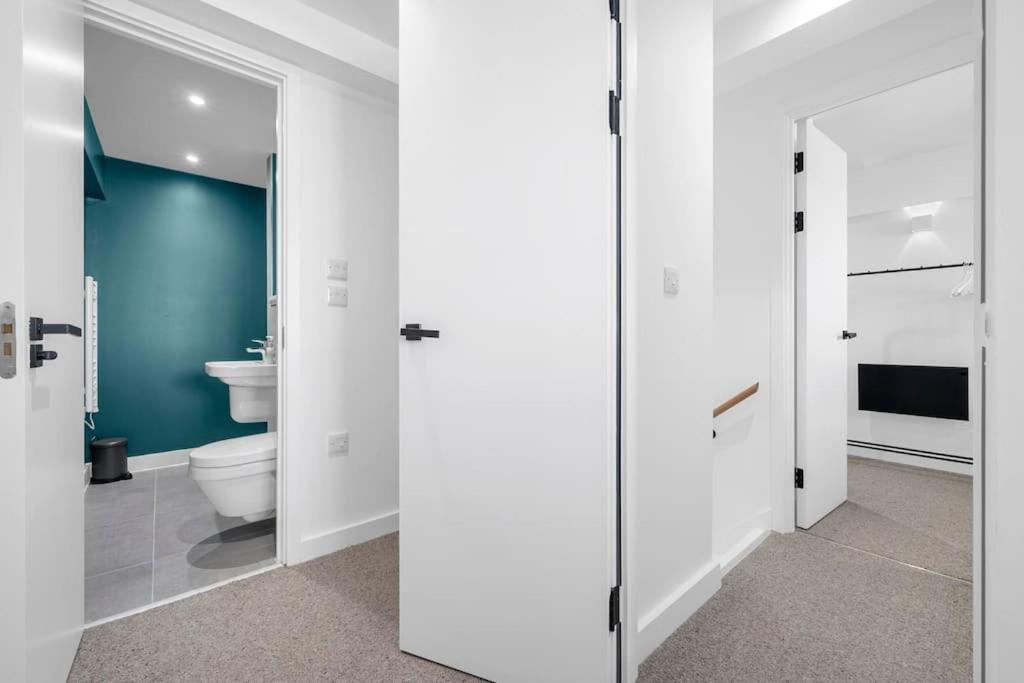 Luxury Stylish Apartment Central Манчестер Экстерьер фото